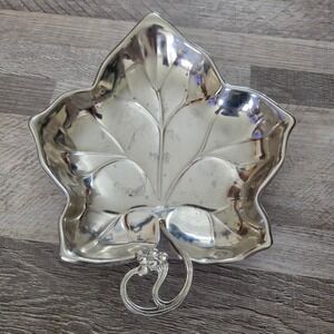 Vintage Silver Plated Leaf‎ Dish Grape Handle Footed Trinket Bowl Hong Kong 9.5"